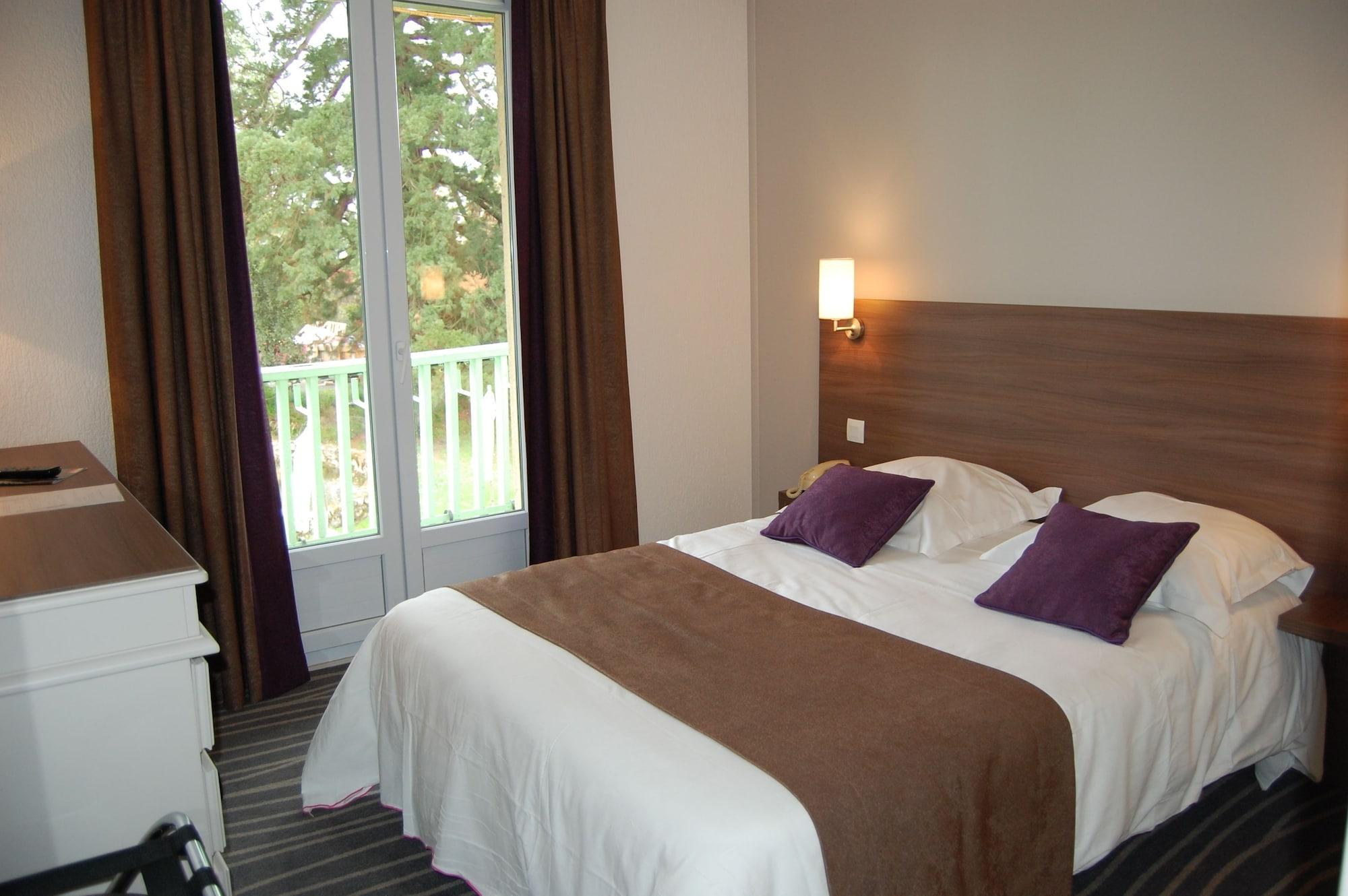 Logis Hotels- Hotel Et Restaurant Domaine De Fompeyre بازاس المظهر الخارجي الصورة