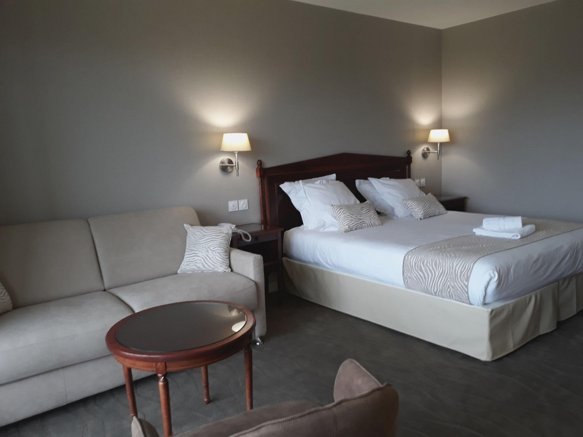 Logis Hotels- Hotel Et Restaurant Domaine De Fompeyre بازاس المظهر الخارجي الصورة