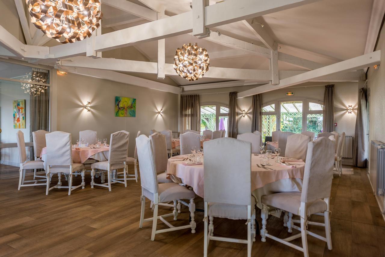 Logis Hotels- Hotel Et Restaurant Domaine De Fompeyre بازاس المظهر الخارجي الصورة